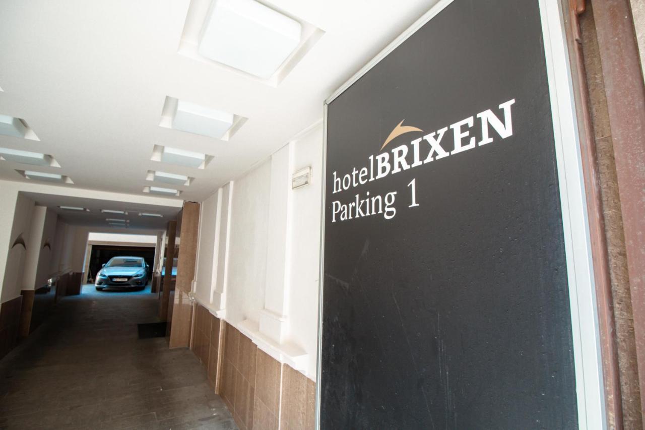 Hotel Brixen Praga Esterno foto