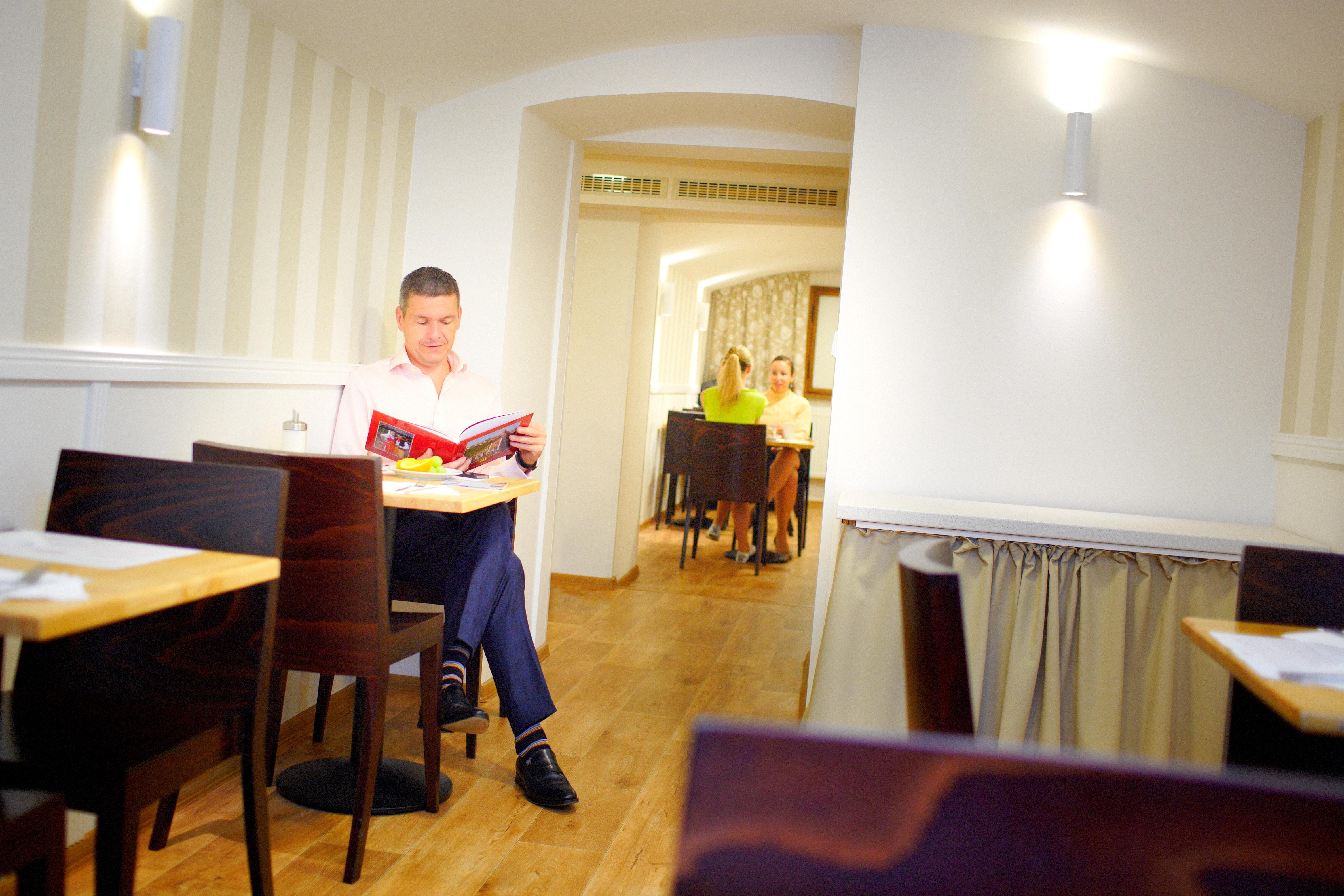 Hotel Brixen Praga Esterno foto