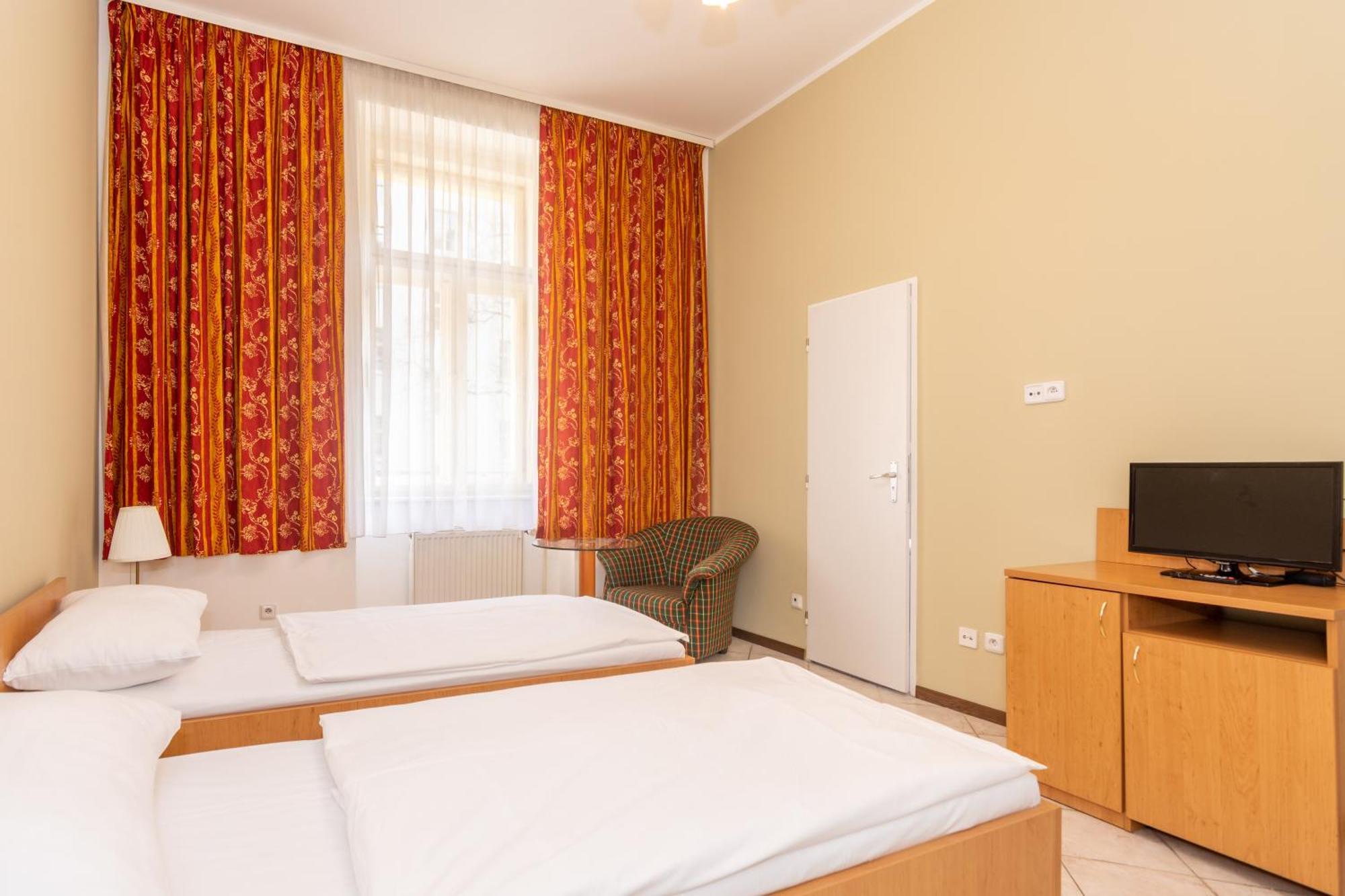 Hotel Brixen Praga Esterno foto