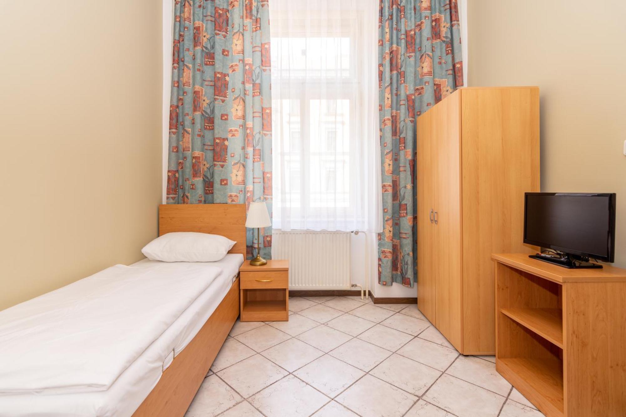 Hotel Brixen Praga Esterno foto
