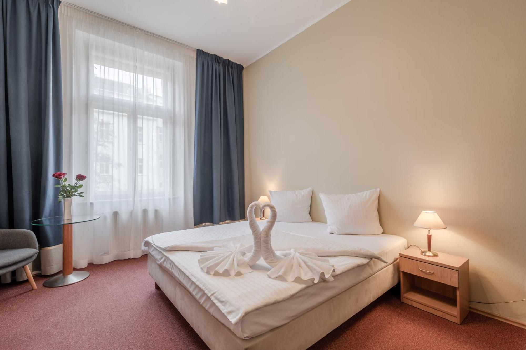 Hotel Brixen Praga Esterno foto