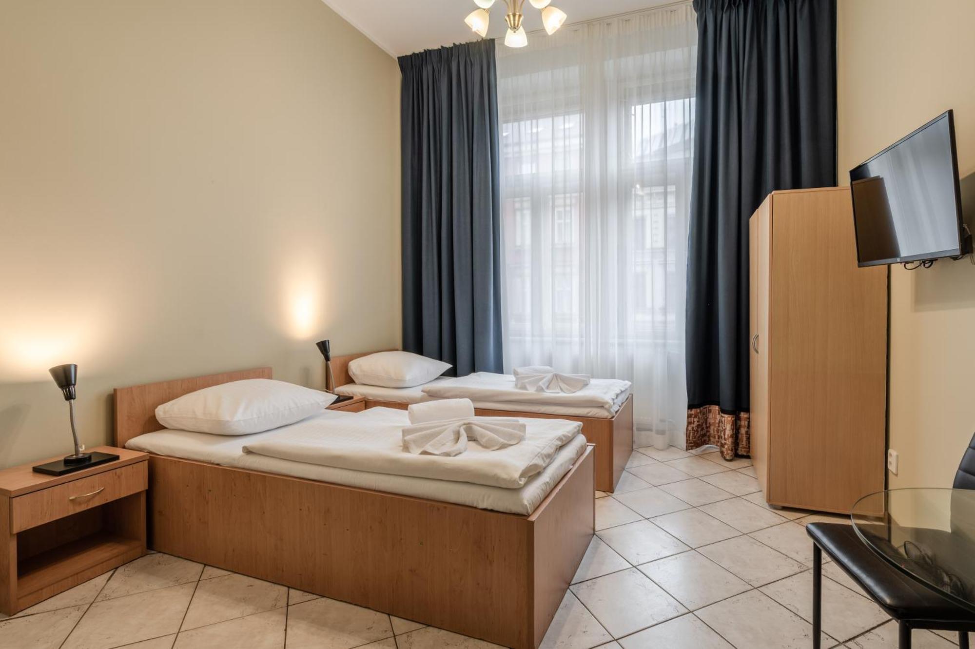 Hotel Brixen Praga Esterno foto