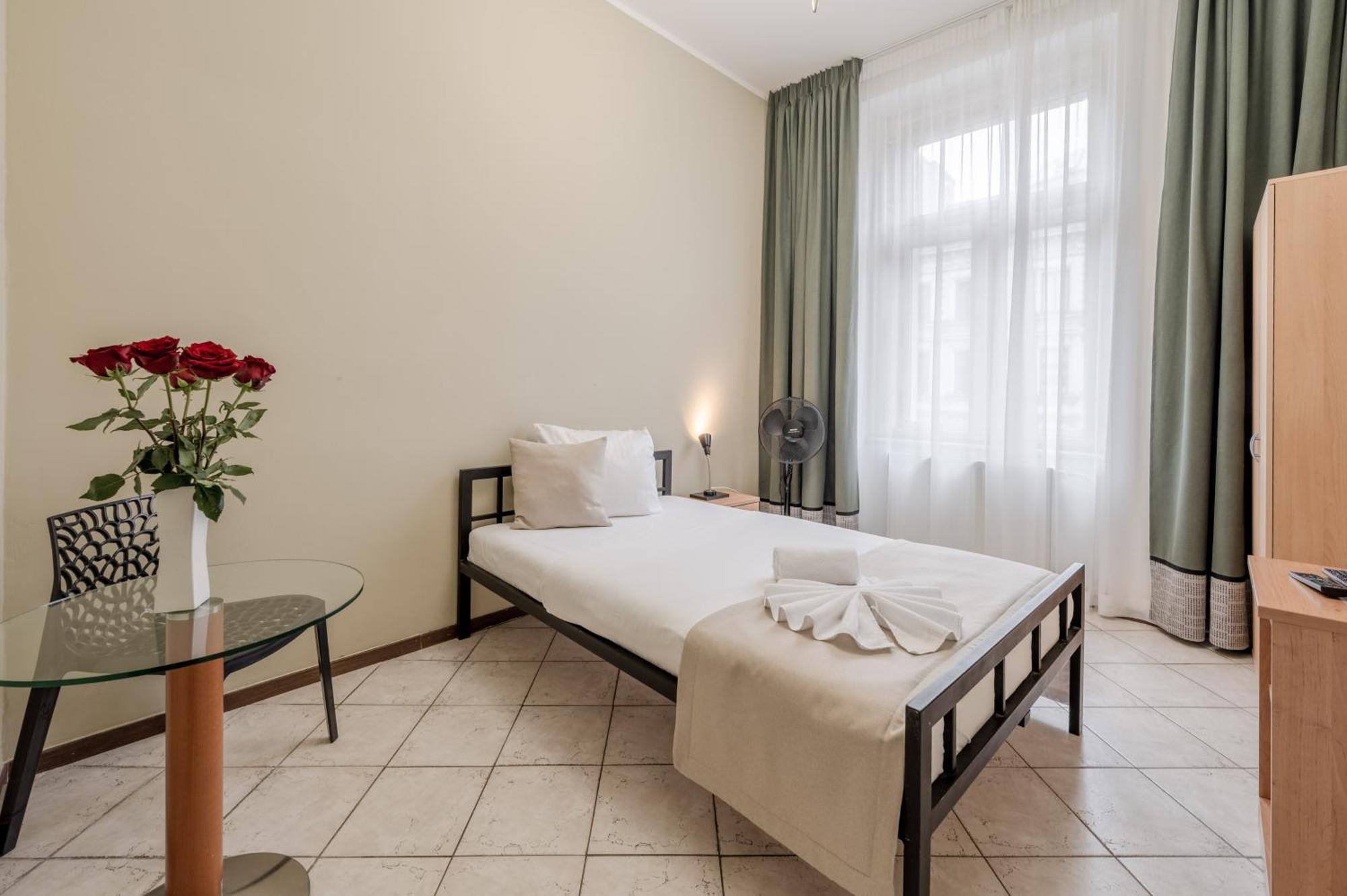 Hotel Brixen Praga Esterno foto