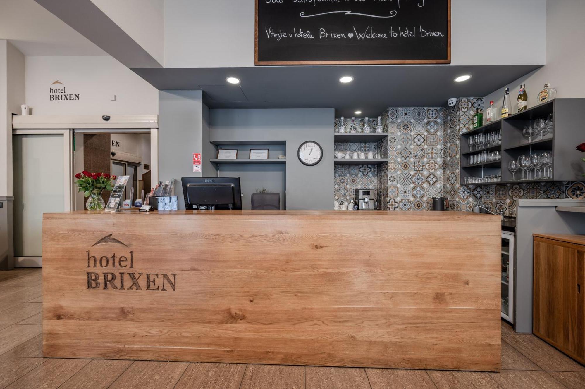 Hotel Brixen Praga Esterno foto